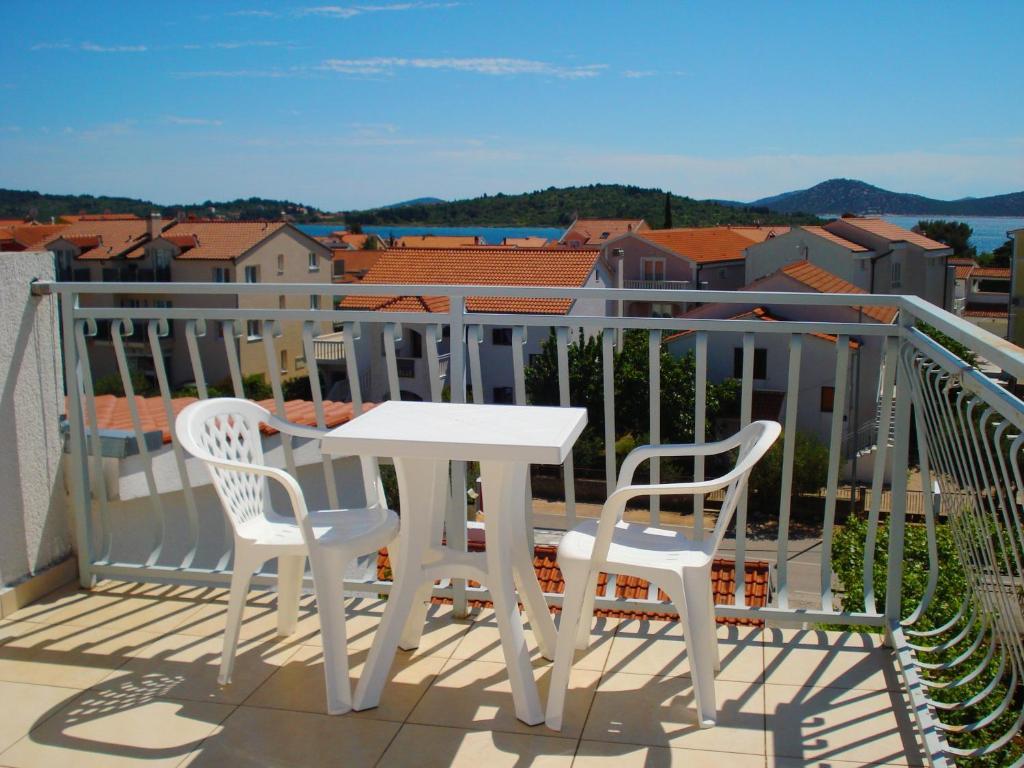 Apartments Nikolas Vodice Habitación foto